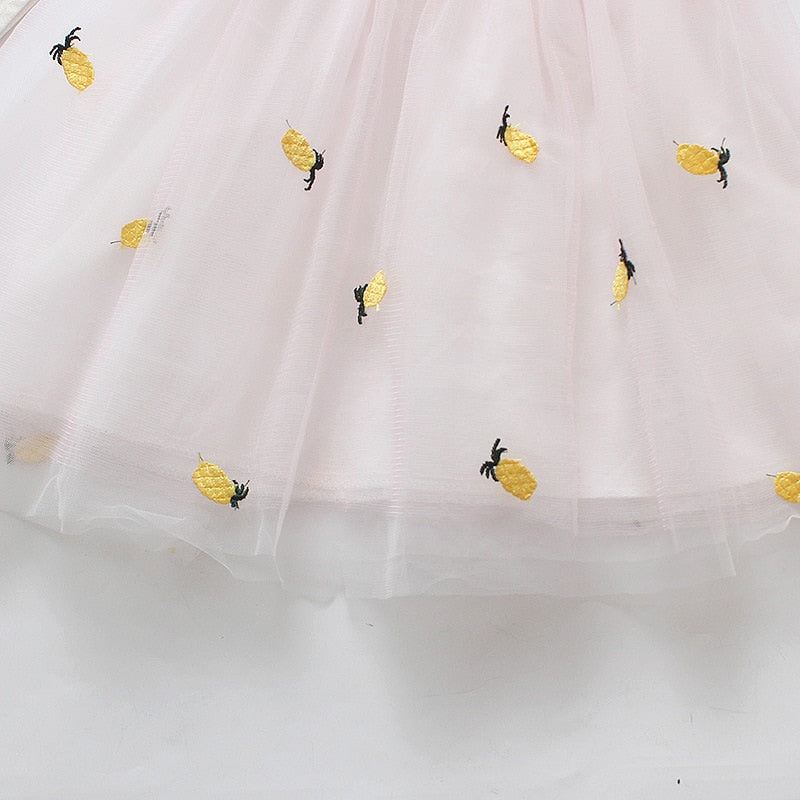 Small and medium girl pineapple skirt Small and medium girl pineapple skirt